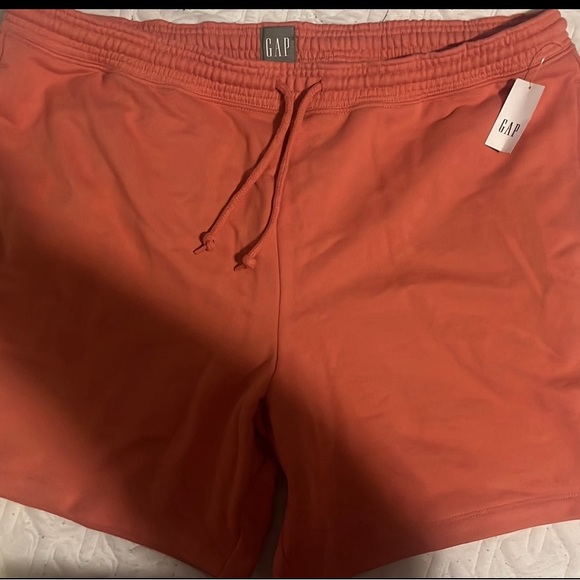Gap Casual Shorts for Men - Picture 2 of 3
